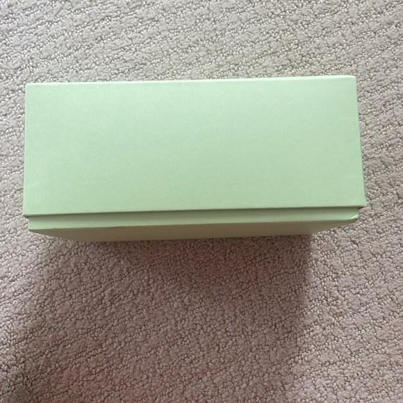 Authentic Rolex Gift Box - Matt Green with Logo - Picture 2 of 6